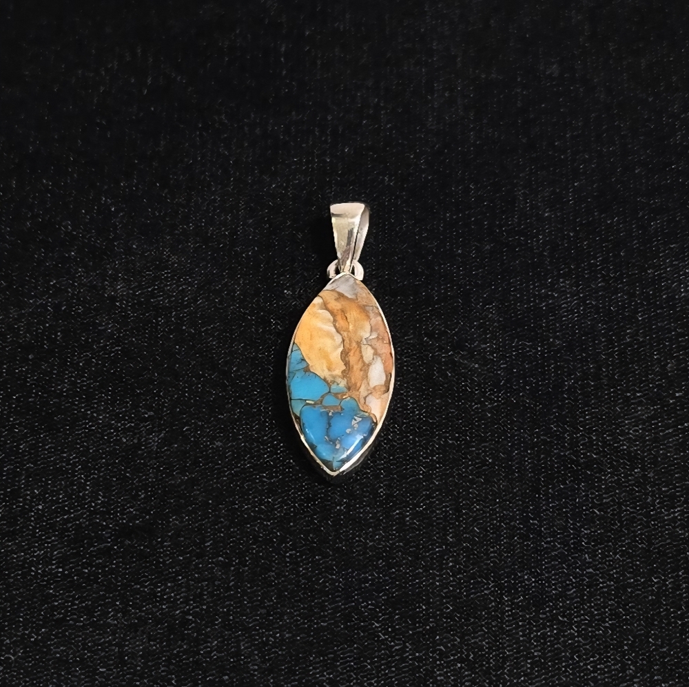 Spiny Oyster Arizona Turquoise Pendant #995